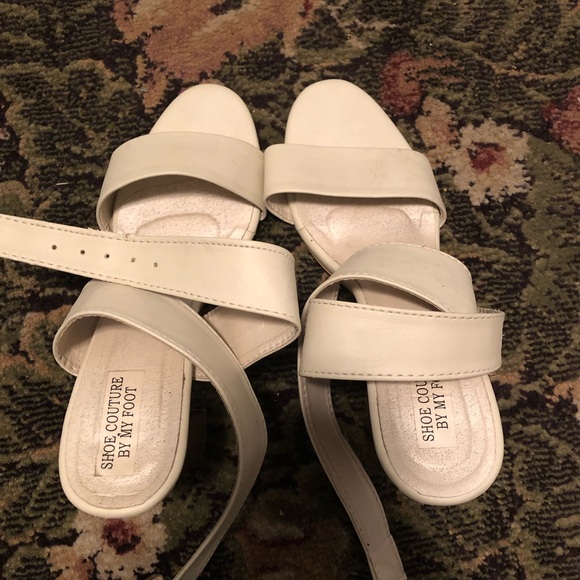 Heels - Picture 2 of 4